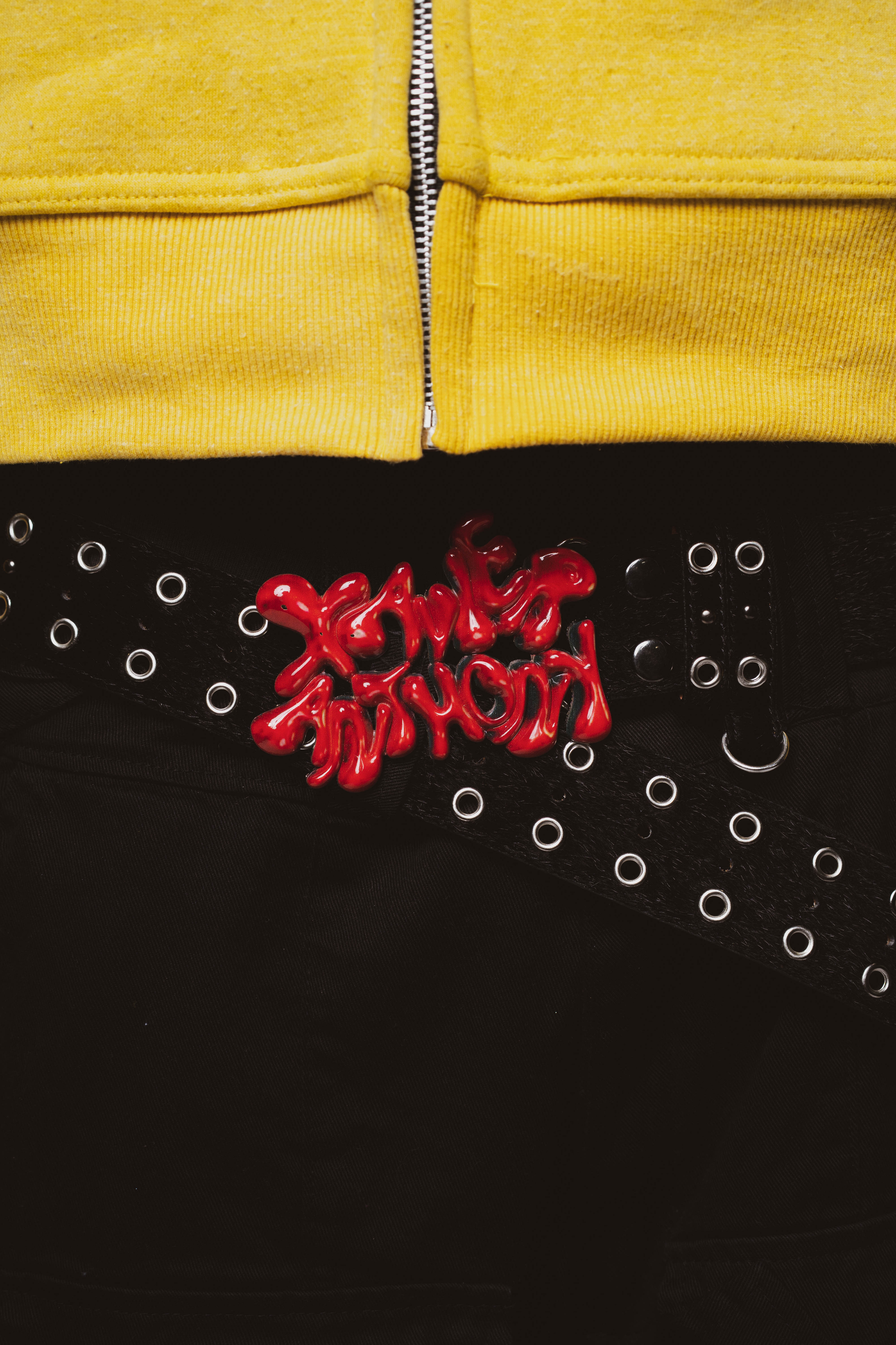 SCARLET BUBBLE BUCKLE